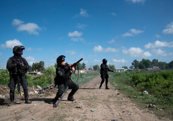 “La policía no nos cuida de nada”