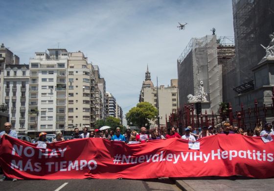 'Necesitamos campañas públicas de prevención del VIH'